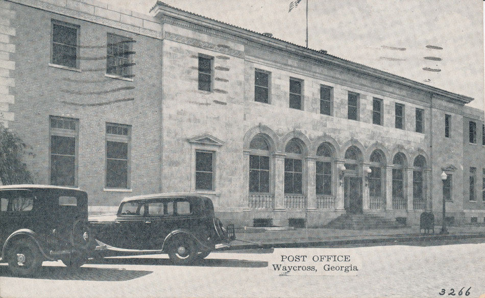 Waycross, Gerogia Post Office Post Card
