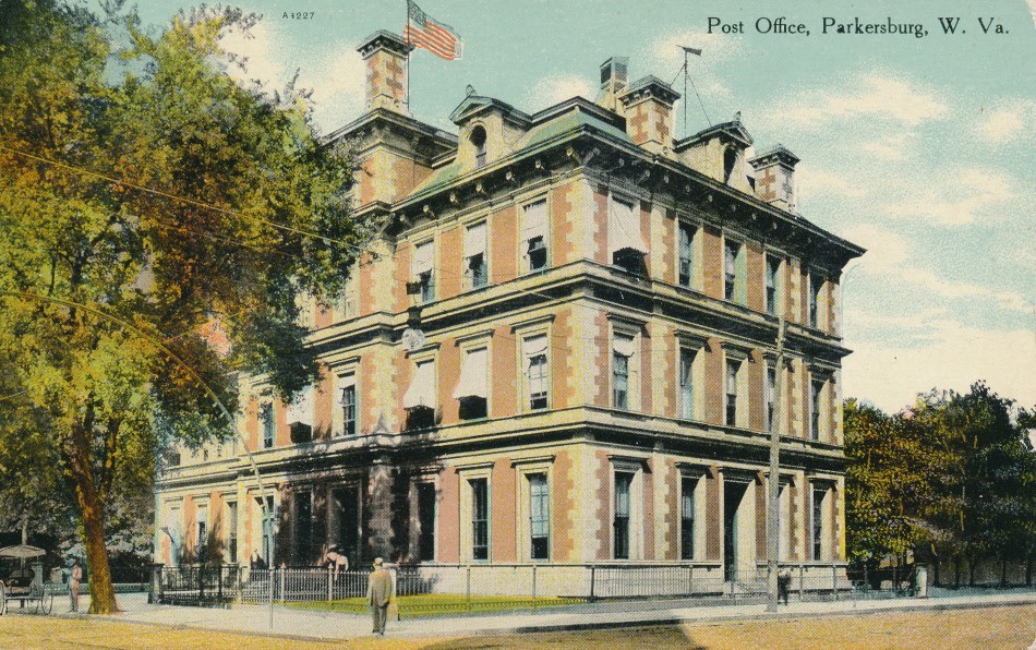 Parkersburg, West Virginia Post Office Post Card